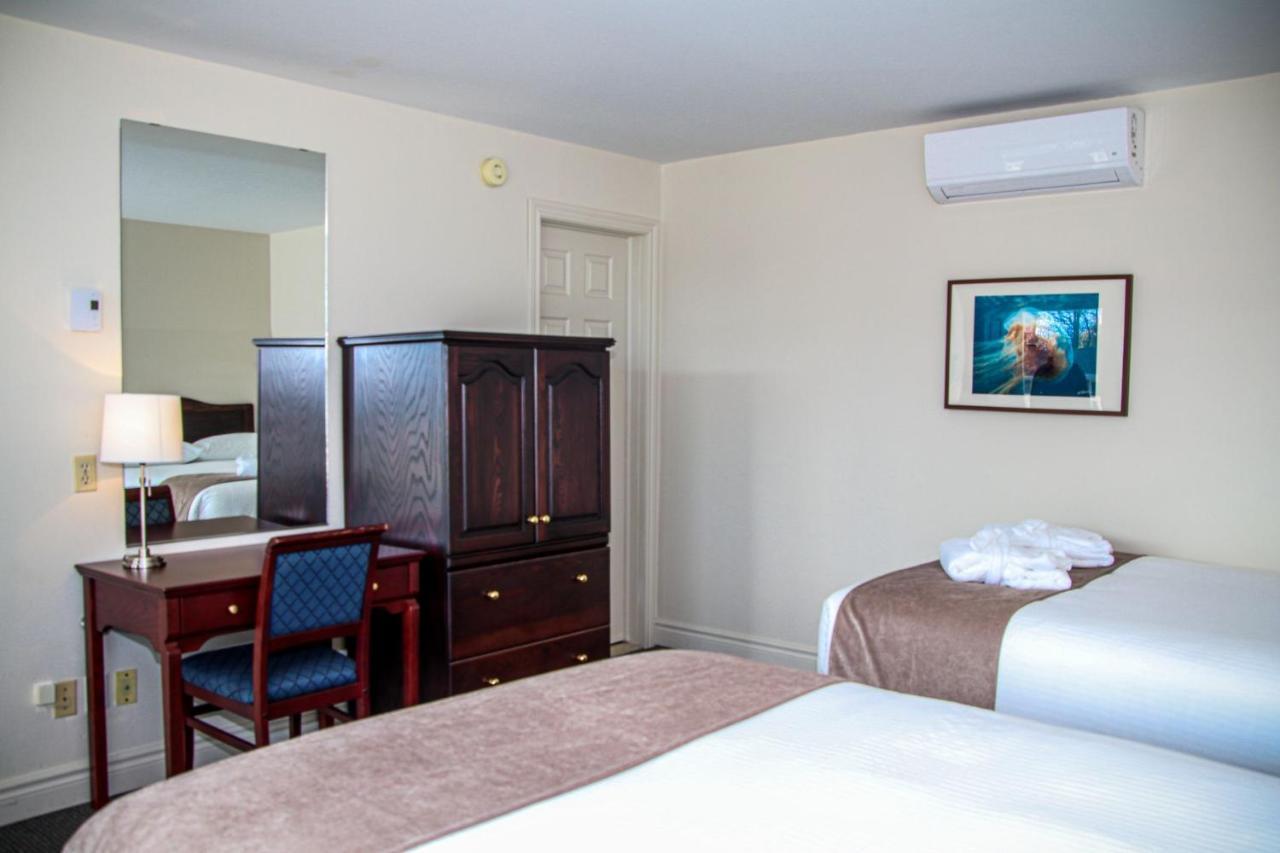 Hotel Les Trois Soeurs Perce Luaran gambar