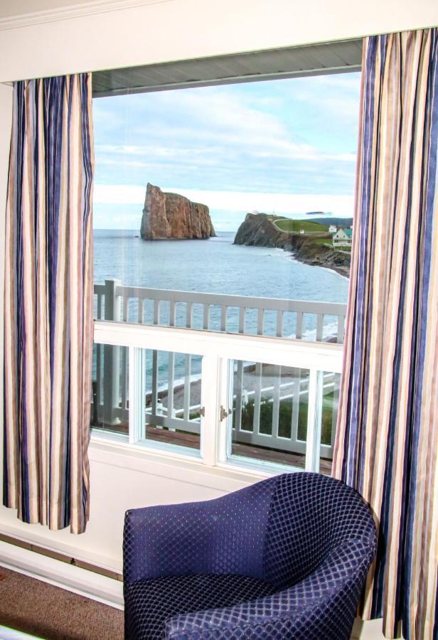 Hotel Les Trois Soeurs Perce Luaran gambar